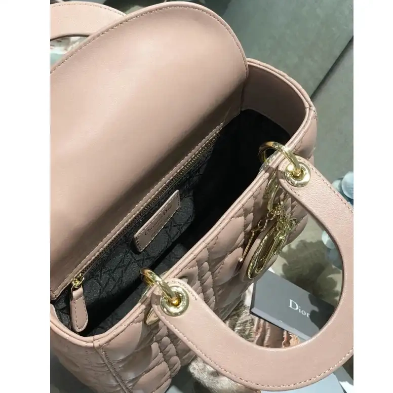 205fy0068 Bags Dio 0805